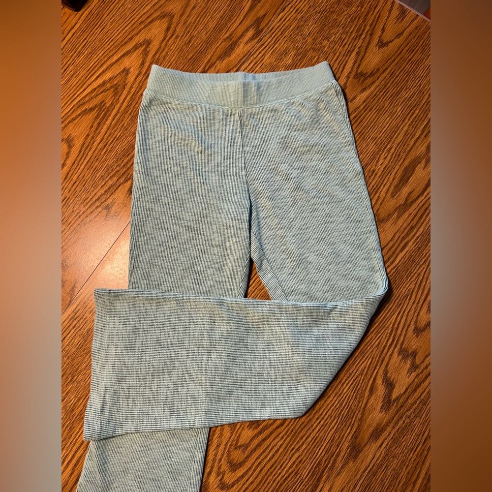 Cat and Jack size 10/12 Girls Light Green Flares
